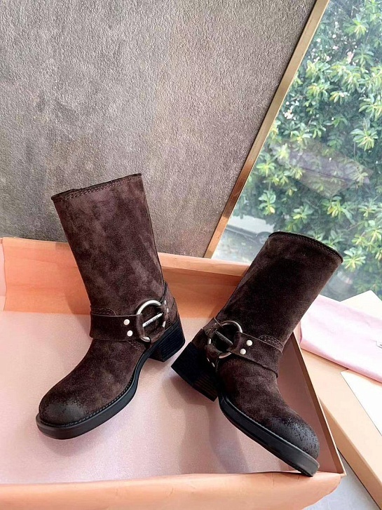 Женские замшевые сапоги MIU MIU Ankle Premium