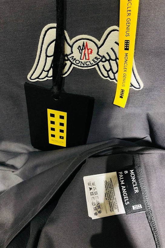 Оверсайз футболка Moncler чёрного цвета