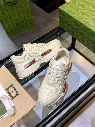 Женские кожаные кроссовки Gucci Rhyton premium   