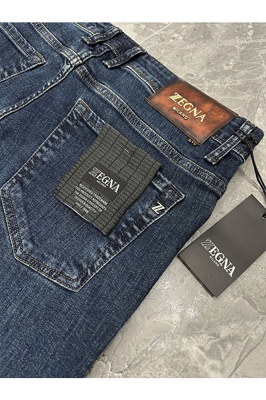 Джинсы тёмно-синего цвета Ermenegildo Zegna Regular Fit