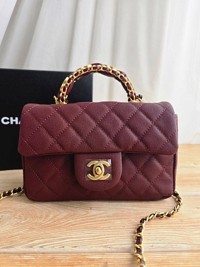 Кожаная сумка Chanel Burgundy Quilted 20x13 см   