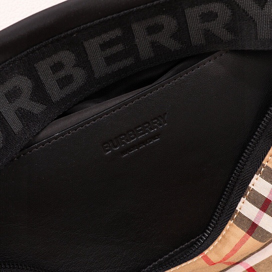 Бежевая сумка на пояс Burberry Sonny Premium 31x7.5x16 см