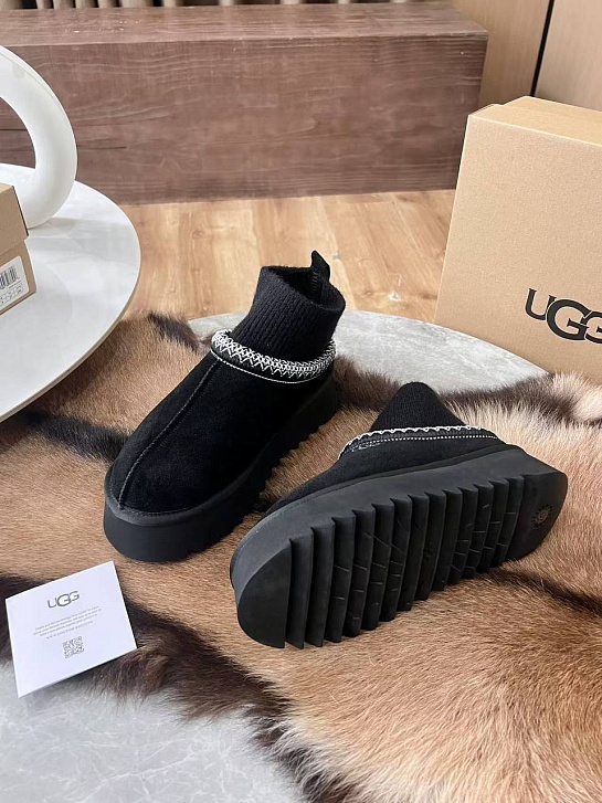 Женские замшевые ботинки UGG Tazz Platform - Black