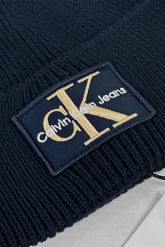 Синяя шапка Calvin Klein Jeans monologo patch