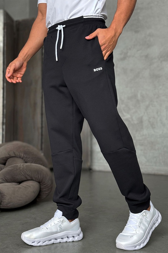 Спортивные штаны чёрного цвета Hugo Boss