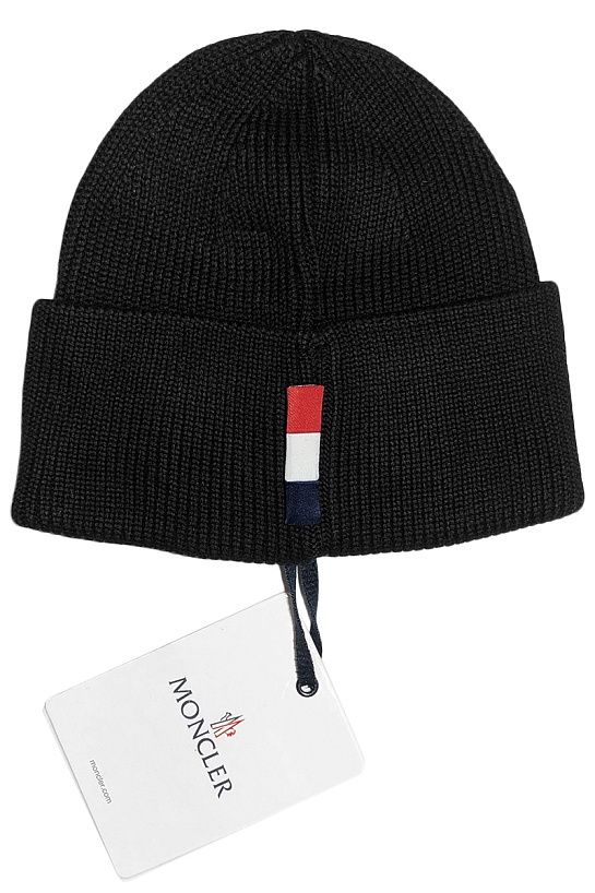 Мужская шапка Moncler чёрного цвета
