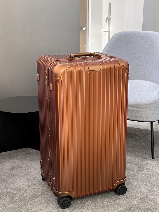 Чемодан Rimowa Aluminum Trunk Premium 77x42x36 см