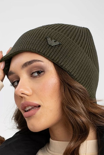 Шапка цвета хаки Emporio Armani logo-plaque   