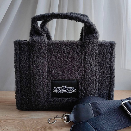 Сумка тоут Marc Jacobs 28x21 см