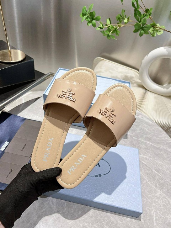 Женские кожаные шлёпанцы Prada Premium - Beige
