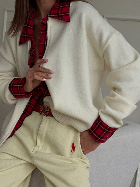 Женская кофта с шапкой Ganni бежевого цвета