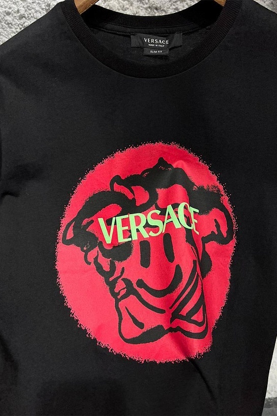 Чёрная мужская футболка Versace Medusa Smiley logo