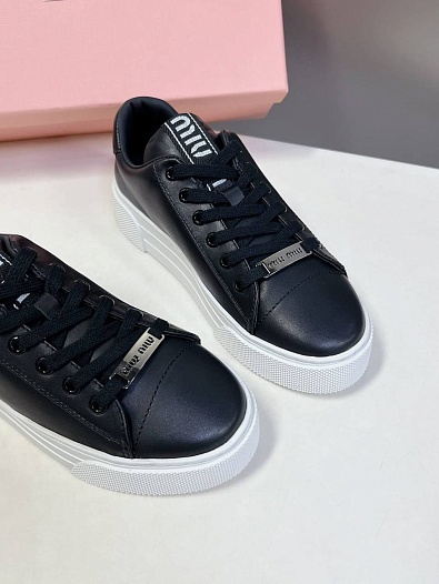 Женские чёрные кроссовки MIU MIU   