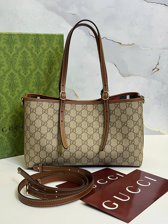 Кожаная сумка Gucci GG Emblem premium 30x19x11 см