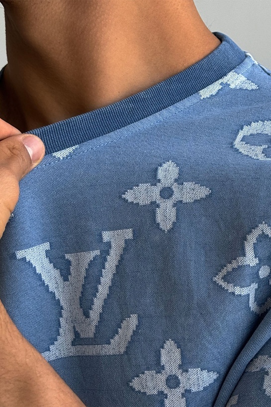 Синяя оверсайз футболка Louis Vuitton Monogram