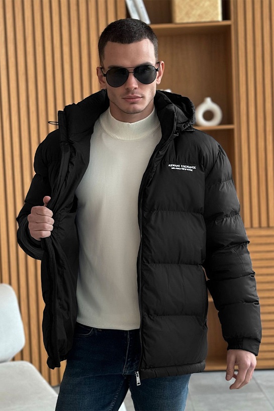 Мужская куртка чёрного цвета Armani Exchange