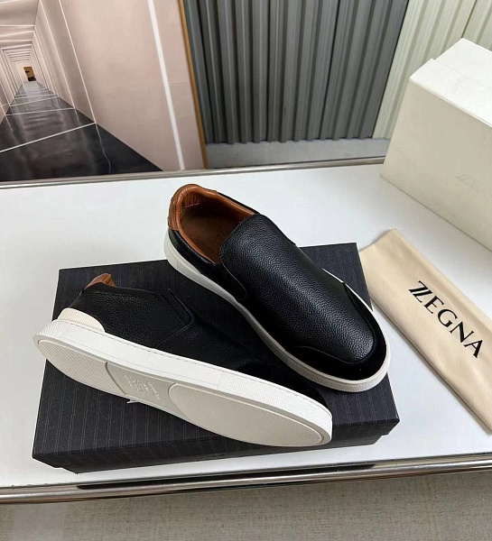 Мужские кожаные слипоны Ermenegildo Zegna