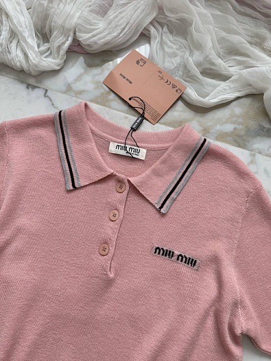 Женское поло розового цвета MIU MIU   