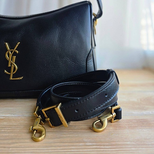 Женская чёрная кожаная сумка Yves Saint Laurent 29x18 см   