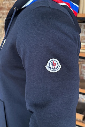 Тёмно-синяя кофта на молнии Moncler striped logo   