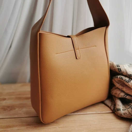 Женская сумка Yves Saint Laurent Le 5 a 7 Supple 28x24 см - Brown