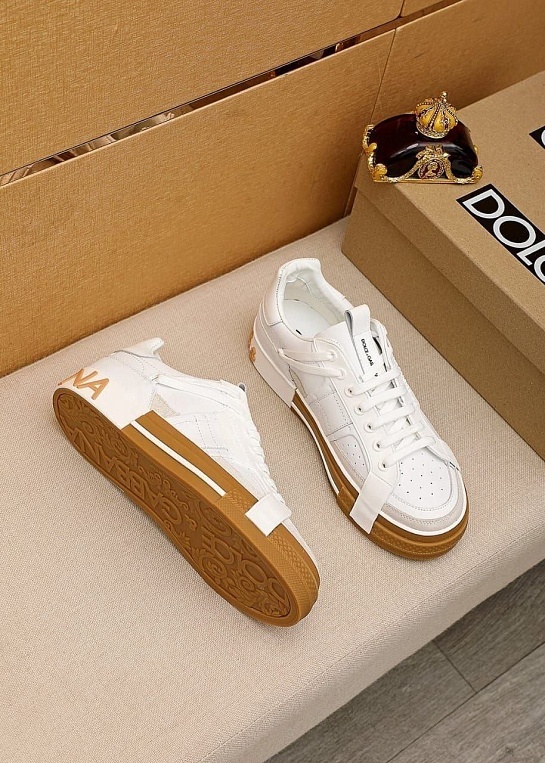 Женские кожаные кроссовки Dolce & Gabbana