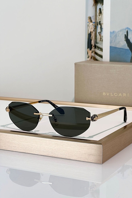 Солнцезащитные очки Bvlgari Serpenti