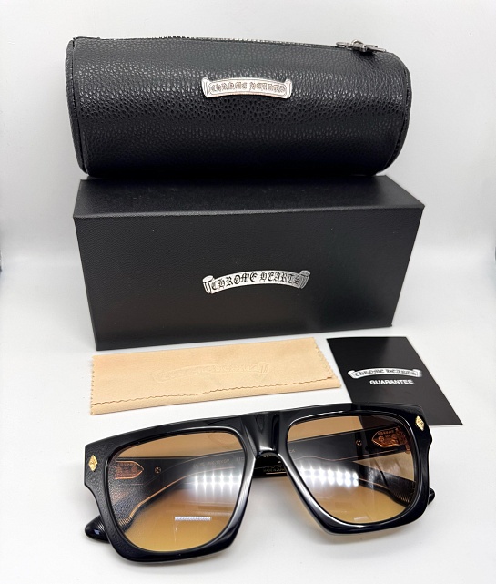 Солнцезащитные очки Chrome Hearts Charismadick