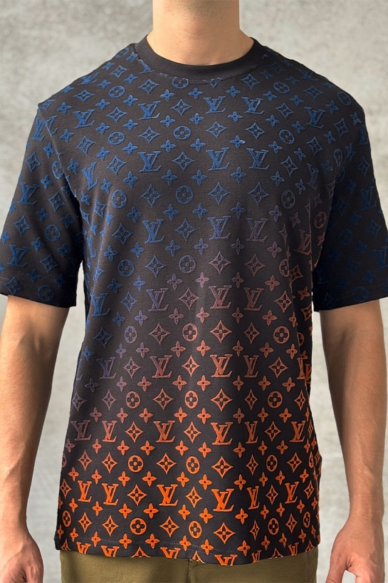 Чёрная оверсайз футболка Louis Vuitton Monogram Gradient
