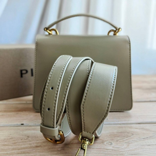 Кожаная сумка Love Bag 20x15 см