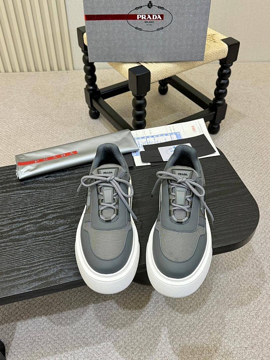 Комбинированные кроссовки Prada logo-plaque - Grey