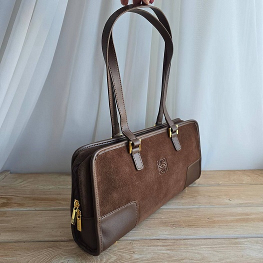 Замшевая сумка Loewe 34x16 см   