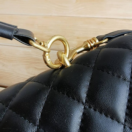 Кожаная сумка Chanel 36x25 см