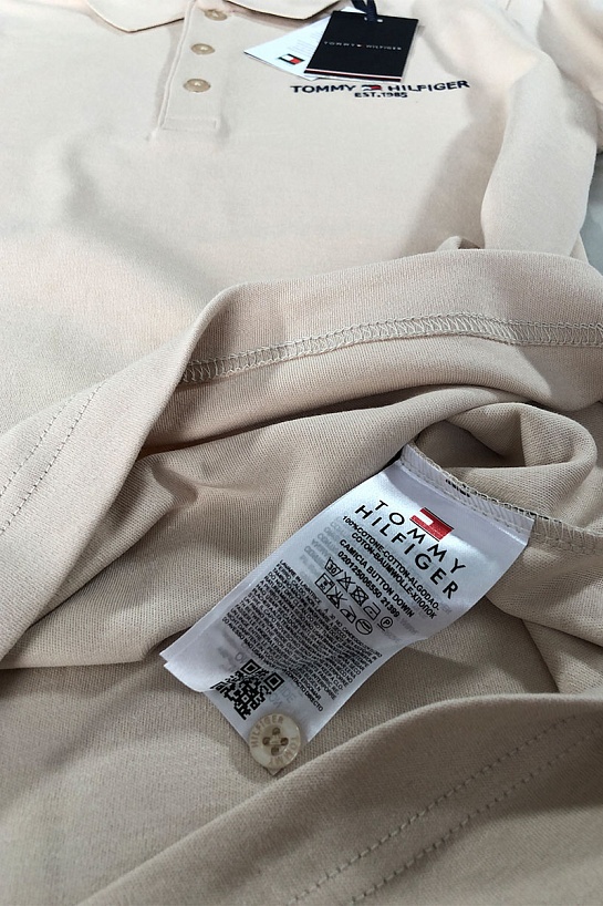 Белое мужское поло Tommy Hilfiger est.1985