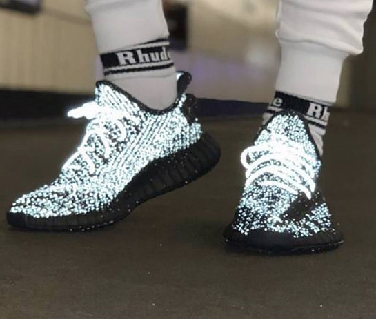 Кроссовки Adidas Yeezy Boost 350 V2 "Black" Reflective