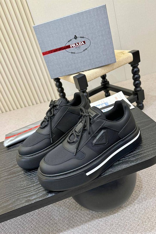 Комбинированные кроссовки Prada logo-plaque - Black