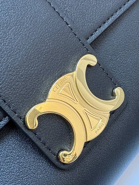 Женская сумка Celine Victorire Medium Premium 21x12x7 см - Black / Gold