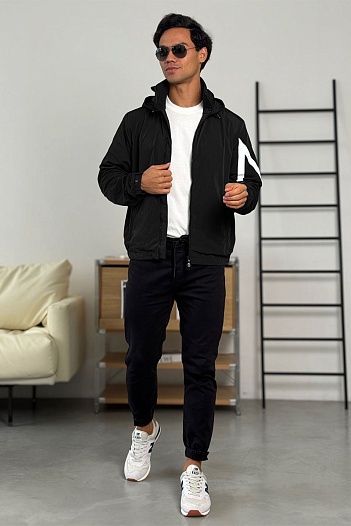 Мужская чёрная ветровка Moncler Fetuque   