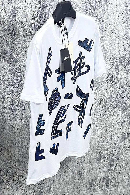 Белая мужская футболка Fendi