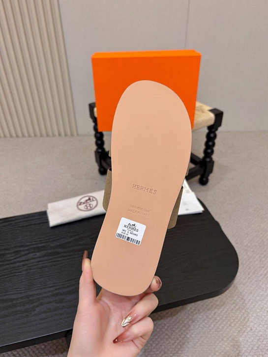 Мужские шлёпанцы Hermes Izmir