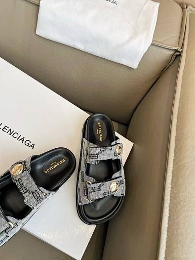 Женские шлёпанцы Balenciaga Jacquard Premium - Grey   