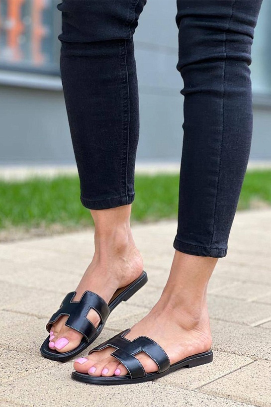 Женские шлёпанцы Hermes Oran - Black