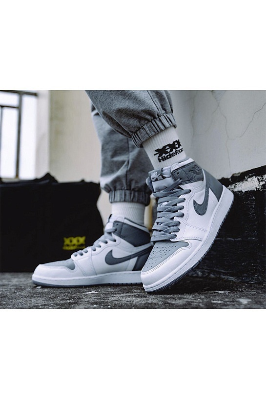 Кроссовки Nike Air Jordan 1 High OG "Stealth"