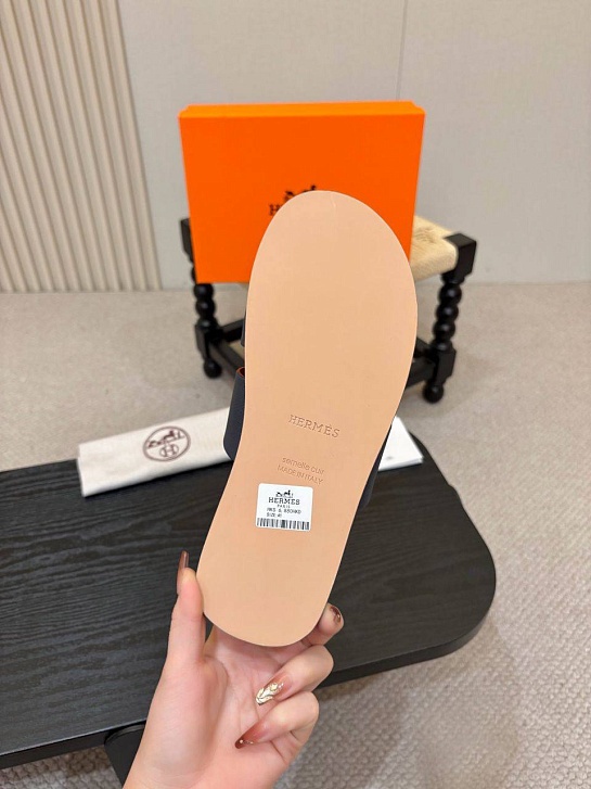 Мужские шлёпанцы Hermes Izmir