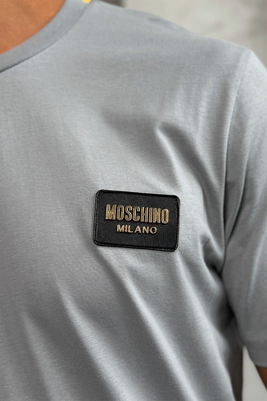 Мужская серо-синяя футболка Moschino logo-patch