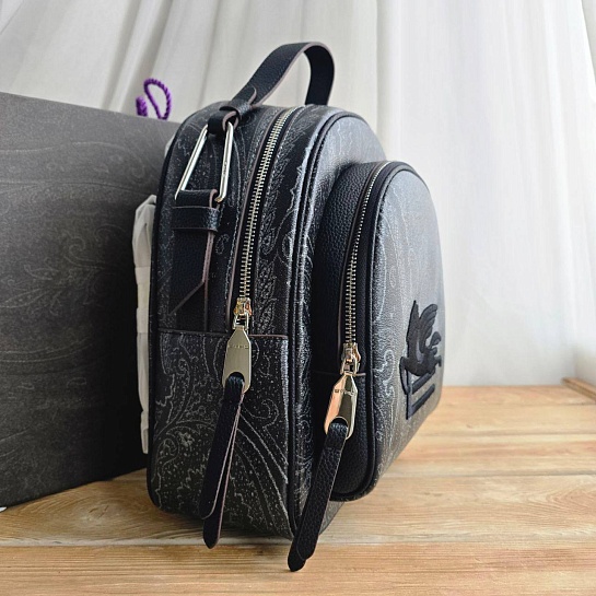 Кожаный рюкзак Etro с узором плейсли 30x24 см