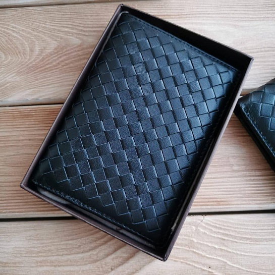 Кожаная обложка на паспорт Bottega Veneta - Black