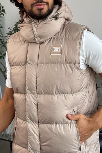 Светло-бежевый жилет Burberry London England logo-patch   