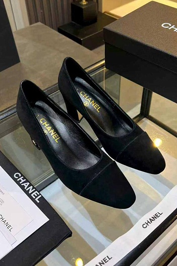 Женские замшевые туфли на каблуке Chanel premium   