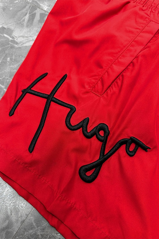 Мужские красные шорты Hugo Boss Dugo logo-embroidered